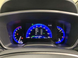 見やすさと先進性を両立したデジタルメーター