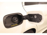 お気軽にお問い合わせください。Tel:075-325-0440 Mobile:070-2313-8676  中古車担当:時女まで