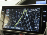 トヨタ純正10インチSDナビNSZN-Z68Tを装備しております。