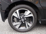 15インチアルミホイール!!格好良くてホイールがあなたの愛車をいっそう輝かせます☆