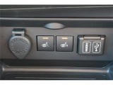 運転席/助手席シートヒーター付です。