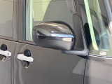 安全安心な走行のために、納車前には小さなクルマを知り尽くしたエキスパートが基本性能に関わる機能や状態を徹底的に点検しています。