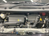 エンジンルームもクリーニング済みできれいですよ。日産の整備士がしっかりと丁寧に点検していますので安心してお乗りいただけます