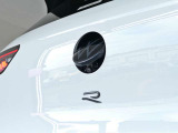 リヤビューカメラで駐車をサポート。バックカメラも見やすく、格納式なので天候に左右はされません