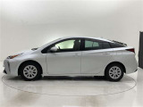 当社の車両本体価格には、納車前の車検整備費用も含まれています。別途で支払う場合、点検費用も安くありません。やっぱりU-Carは総額でも比べる必要がありますね。