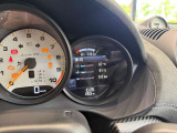 ポルシェセンター 中大阪認定中古車センター/正規ディーラーだからこそ出来る安心、安全、信頼の高品質の車両で御座います。