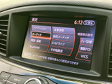 画面上に各種設定項目がまとめられており、必要なメニューを見つけやすい構成です。ナビやオーディオなどの項目を確認しながら選べるため、日常のドライブ中にも扱いやすい装備です。
