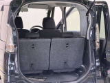 荷室はシートアレンジを行うことで広い荷室にすることが可能です 様々なシーンで活躍できますね