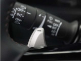◆パドルシフト◆オートマチック車でもミッション車のようなフィーリングを楽しめます。エンジンブレーキを使いたい時にも役立ちます。