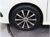 有償にてホンダ純正のアルミホイールに変更可能です。詳しくはスタッフまでお問合せ下さい。