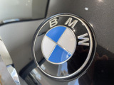 安心のBMW認定中古車は100項目の箇所を徹底的にチェック致します。機械的な箇所や電気系、コンピューターなどをご納車前に点検し、交換基準に達した部品は全て新品に修理返品した後にご納車致します。
