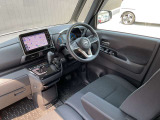 広々とした視界を体感できます。運転が楽しくなりますね。