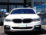 BMW在庫保有台数常時100台以上!ご来店の際はBMW本店(厚木市下荻野140-1)にご来店ください!弊社自慢の全天候型ショールーム!BMW在庫保有台数常時100台以上ございます!