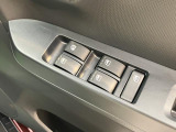 パワーウィンドウで窓の開閉もスムーズです!