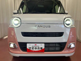フロントフェイス(ヘッドランプ点灯時)