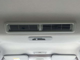 サーキュレーターで車内の全員が快適な温度でドライブできます。
