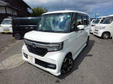 高年式で低価格!をモットーにお買い得車を展示しております。是非当社の在庫情報でお気に入りの一台を見つけてください。