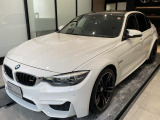 BMWのお車は、走行の安定性とコーナリングの良さを追求し、思い通りにハンドルの操作可能です。試乗車もご用意しておりますので、ぜひ&ldquo;駆け抜ける歓びをご体感ください!