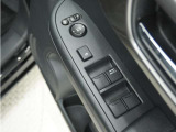 ◆パワーウィンドウスイッチ◆運転席から全席の窓の開閉操作を行うことが出来いつでも換気ができます!