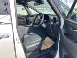 一度ご来店いただき運転席に座ってみてください!シートの座り心地や雰囲気なども感じて頂けます!