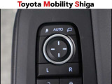駐車時に便利なスマ-トキ-連動オ-ト格納式ドアミラーを装備しています。施錠すると自動的にドアミラーを格納する便利な機能です!