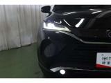 LEDライト装着で夜間走行も安全!前方だけでなく左右方向へも広範囲に照らすことができますので安心です!