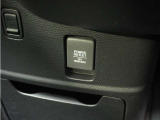 ◆12V電源ソケット◆スマートフォンの充電等にも便利な電源ソケット!使いやすい場所に装備されています。