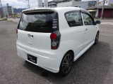 車両、磨きコーティング済みで目立つ傷凹みなく、全体的に艶があり大変キレイで良好なコンディションです。