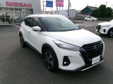 ディーラーの車です。国家資格の整備士がメンテナンスをしてお渡しします。