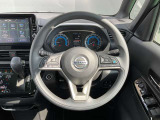 周囲が広く見わたせて運転しやすく室内も広々★