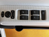 電動格納ミラー、パワーウィンドウ
