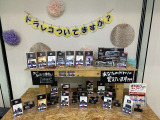 前後ドラレコなどお客様のニーズに合わせた多種多様のドライブレコーダーをご用意しております!またトヨタ検定資格を持った整備士と整備工場もございます。何なりとご相談くださいませ。