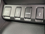 カーナビに連動したHDMIが装備されております。
