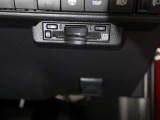 ETC車載器が搭載されているので、高速道路の乗り降りもノンストップで通過できます♪