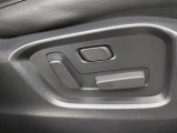 運転者にとっては日々使用することとなる運転席です。運転席が快適だと運転に集中することができますね。