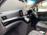 広々とした視界を体感できます。運転が楽しくなりますね。