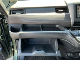 据置クレジットってご存知ですか?中古車にも残クレがあるんです!説明だけでも聞きたい方は、ここまで連絡下さい。(0120-18-8285)