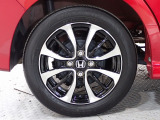 アルミホイールは安心のホンダ純正!車のデザインにもマッチしています。