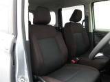 フロントシート周辺です。是非ご来店頂き運転席に実際に乗ってご確認ください