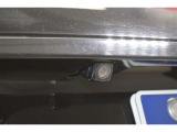バックカメラが付いているので後方確認が非常にしやすいです。今や運転初心者も熟練者も必須装備!ついていて損はないですね♪