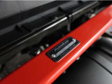 【AutoExeストラットタワーバー】右ストラットタワーを結合することで、ボディ剛性をアップ。剛性面で有利なスチール製オーバルシャフトとワンピース構造により、強度を確保しております。