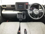 広々とした視界で運転も快適。勿論、安心、安全なSRSエアバックシステム運転席&助手席付