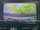 車幅感覚を把握しやすく、安全な後退をサポートします。狭い駐車場や縦列駐車時にも、安心して運転操作を行えます。