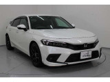 中古車限定の据置クレジットは数年後の据置額をあらかじめ設定、その据置額を除いた金額を分割でお支払い頂く買い方です。月々のお支払い額を抑えることが出来ます。