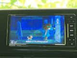 停車時にテレビを楽しむことができ、移動時間を有効活用できます。エンターテイメントの選択肢が広がります。