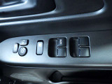 トヨタ認定中古車保証付!(1年間、距離無制限 HV車はHV保証付) 別途延長保証もご用意しております♪ ぜひ現車を確認にご来店ください