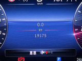 ナビゲーションシステムも多様化して参りました。好きな音楽が好きなメディアで楽しめます。USBインターフェース、SDカード、Bluetoothなど様々な接続方法に対応しており、楽しいドライビングを演出。