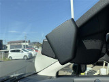 【ドライブレコーダー】映像・音声などの運転中の記録を残します。事故などを起こした起こされた時の証拠になりえますので、もしも時でも安心ですね。