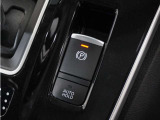 ◆オートブレーキホールド機能付き電子パーキングブレーキ◆ブレーキペダルを足から離しても停車状態を保ちます。アクセルを踏めば自動でブレーキが解除され、発進可能!