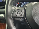 ステアリングスイッチ装備!運転しながら手元でオーディオの操作などができます。